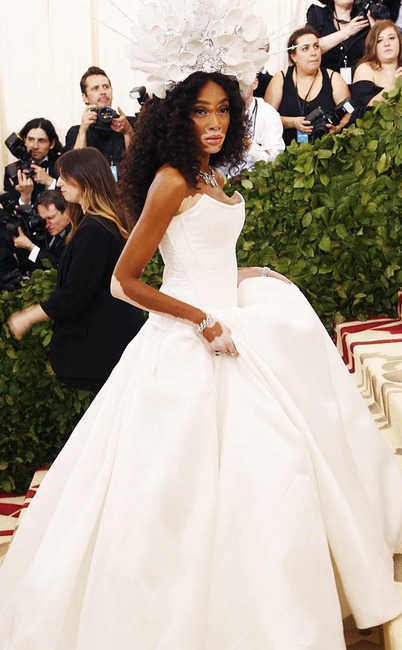 ESC: Winnie Harlow, Met Gala 2018
